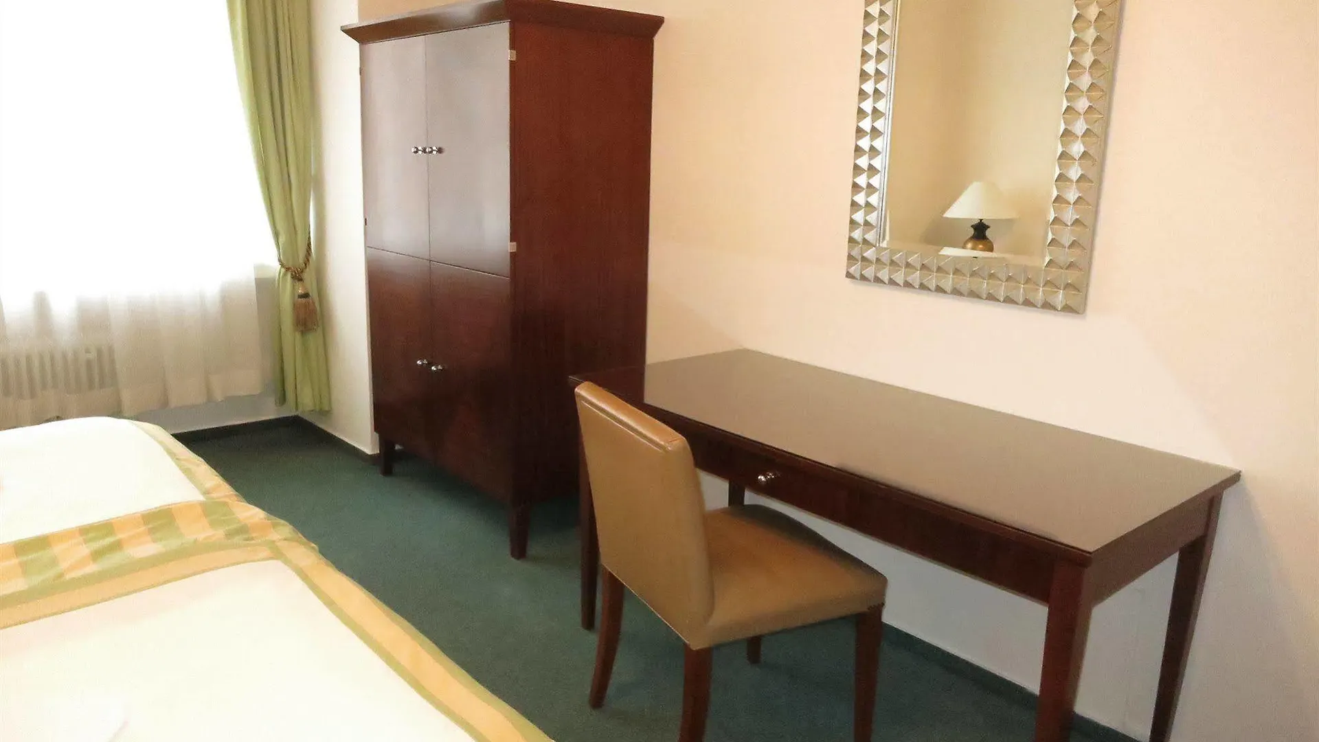 Hotel Mira Inn Prague