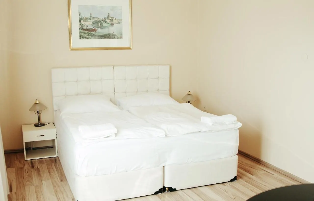 Hotel Mira Inn Prague